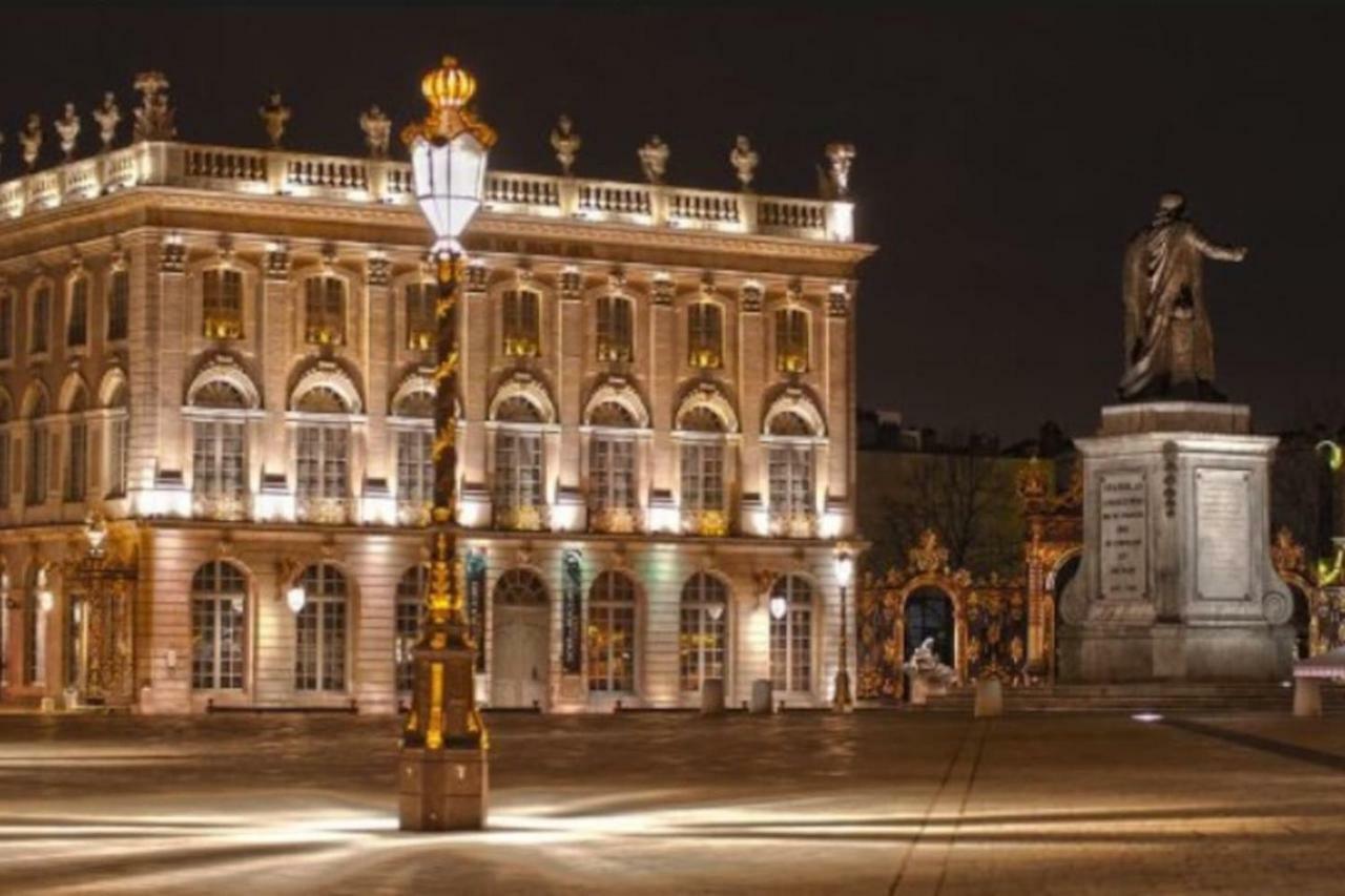 La Duchesse - Loveroom Moonlove Place Stanislas Nancy Eksteriør bilde